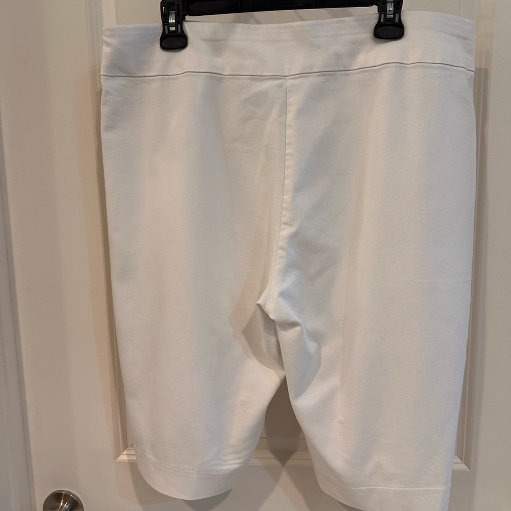 Croft & Barrow Classic Bermuda Shorts - Picture 2 of 3